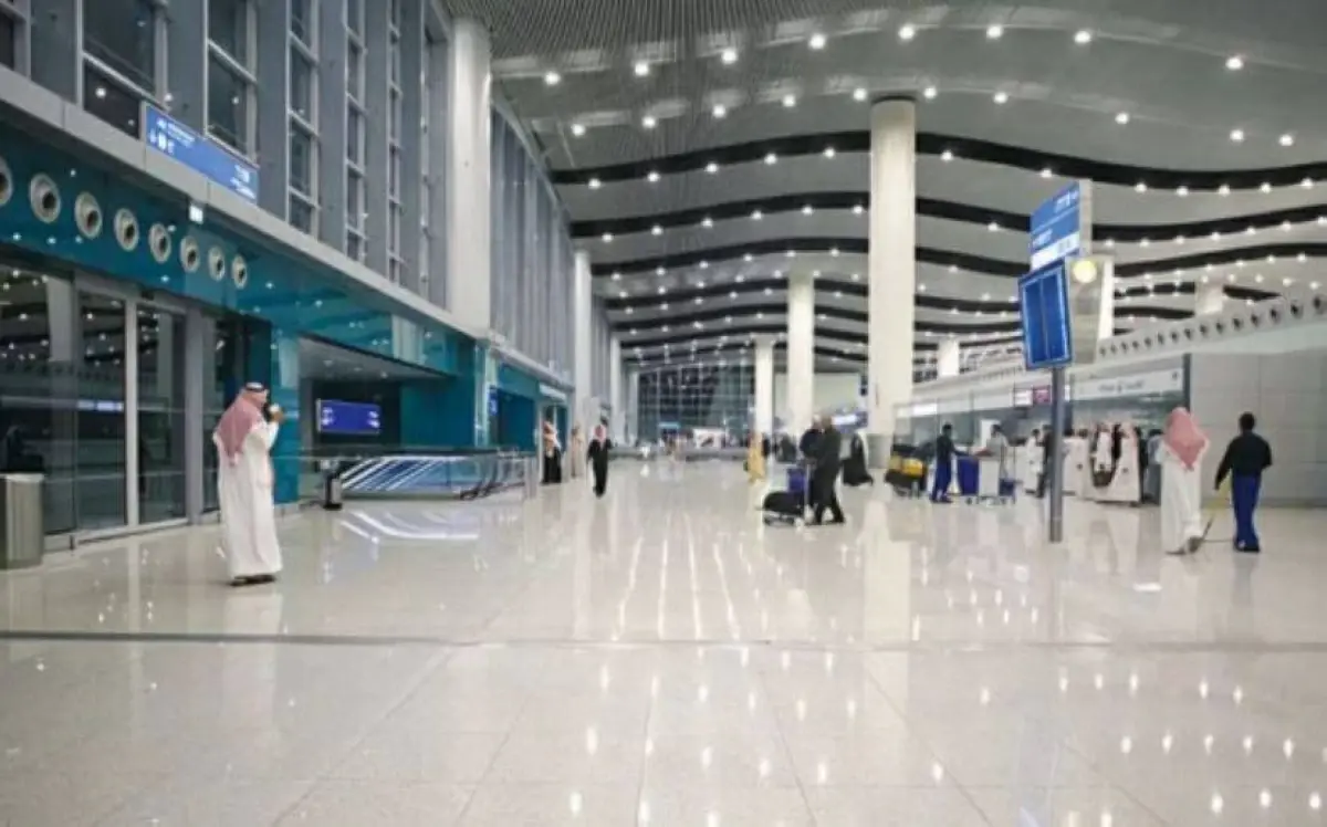أمريكا تفرض قيوداً على سفر موظفيها في السعودية عبر مطار الرياض