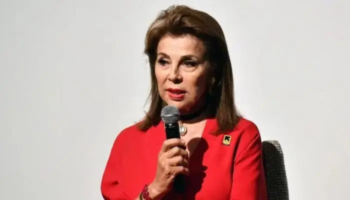 خاتم خطوبة يكشف اختفاء مجوهرات الأميرة الأردنية فر...