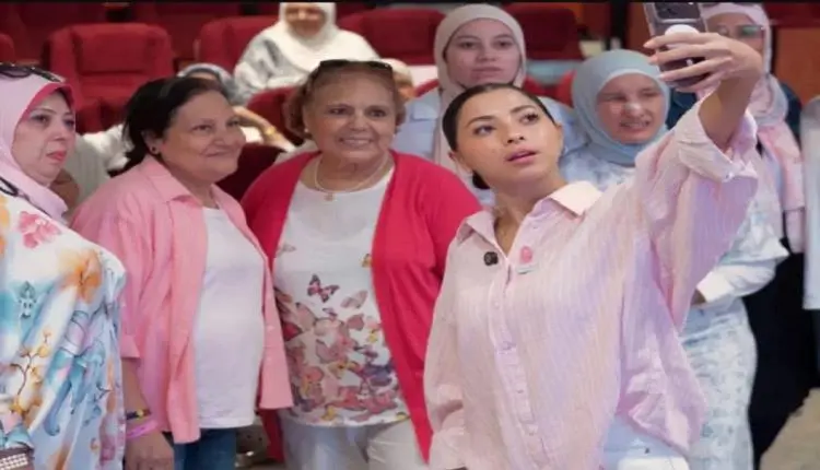 جيسيكا حسام الدين تدعم محاربات سرطان الثدي بلفتة إ...