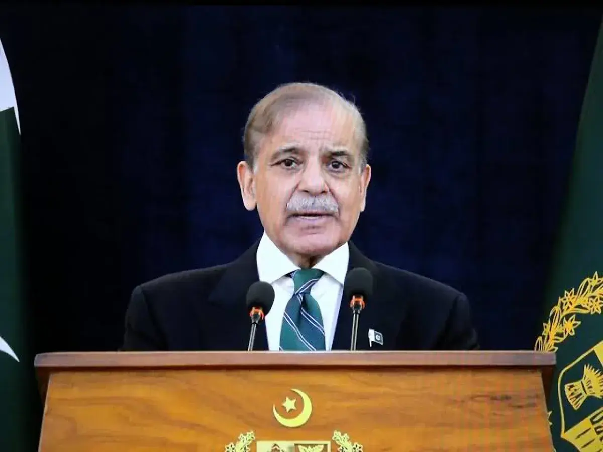عقب استهداف مليشيا الحوثي مطار الملك خالد الدولي.....