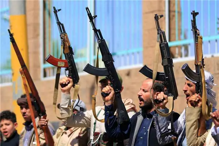 الحكومة تحشد دعماً دولياً وإقليمياً لإنهاء التهديد...