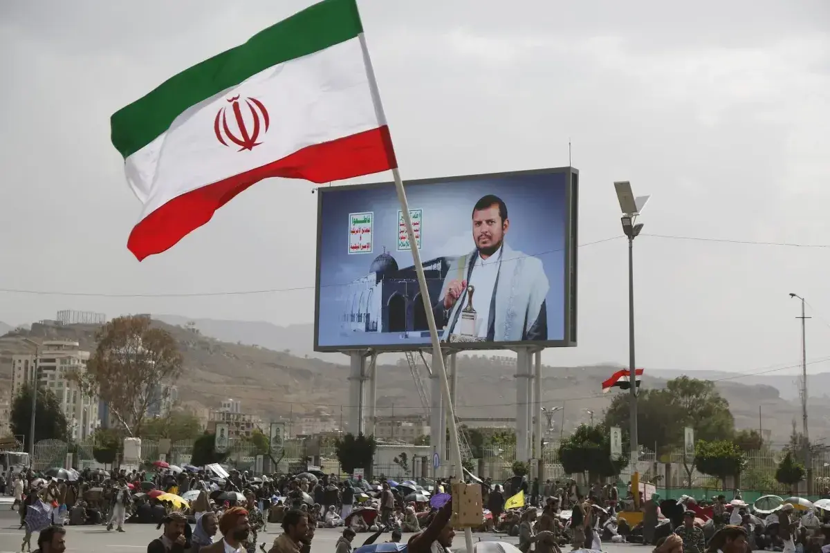 إيران والحوثيون: وكلاء رخيصون ومرتزقة مثاليون في خ...