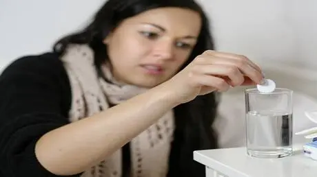 كيميائي يحذر من الإفراط باستخدام الأدوية الفوارة