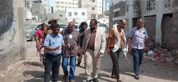 اليزيدي يتلمس احتياجات المناطق المنسية في مديرية المنصورة