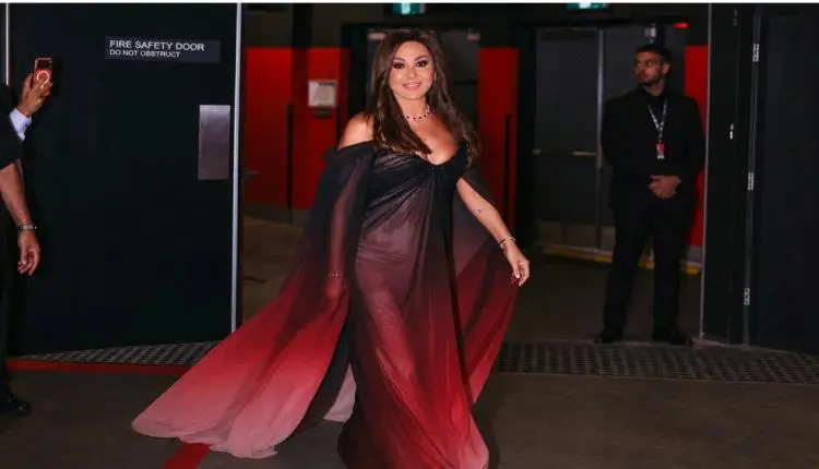 إليسا تستعد لطرح ألبومها الجديد في يوم ميلادها في...