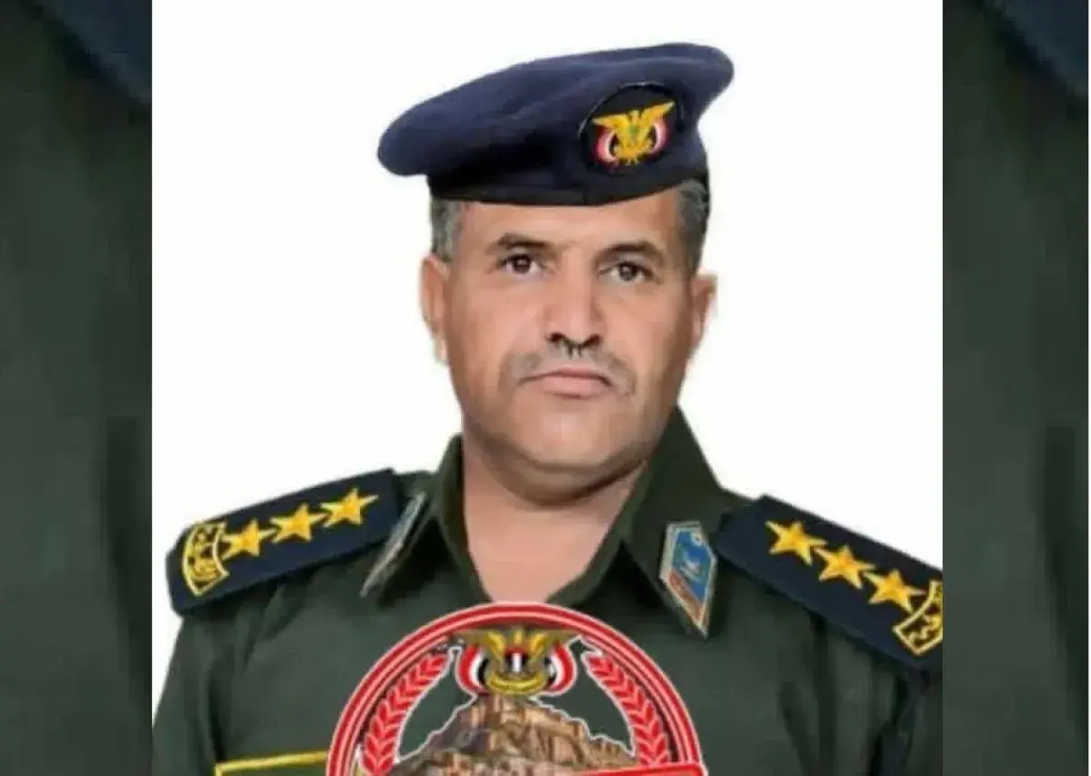 قوات تعز تسحق المئات من الحوثيين وتقتل قيادياً بار...