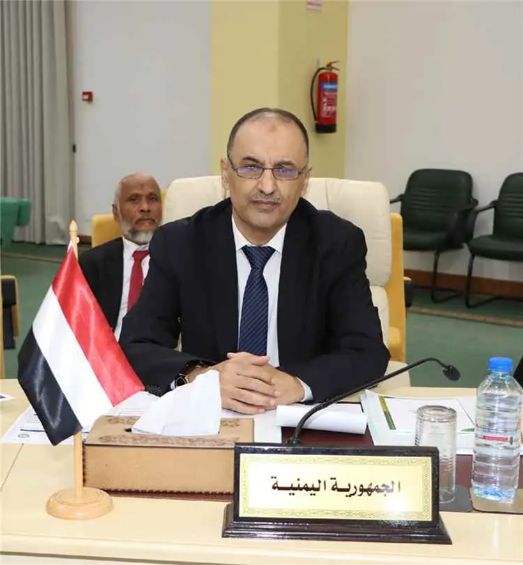 اليمن يدعو الدول العربية إلى تصنيف مليشيات الحوثي تنظيماً إرهابياً وملاحقة عناصر