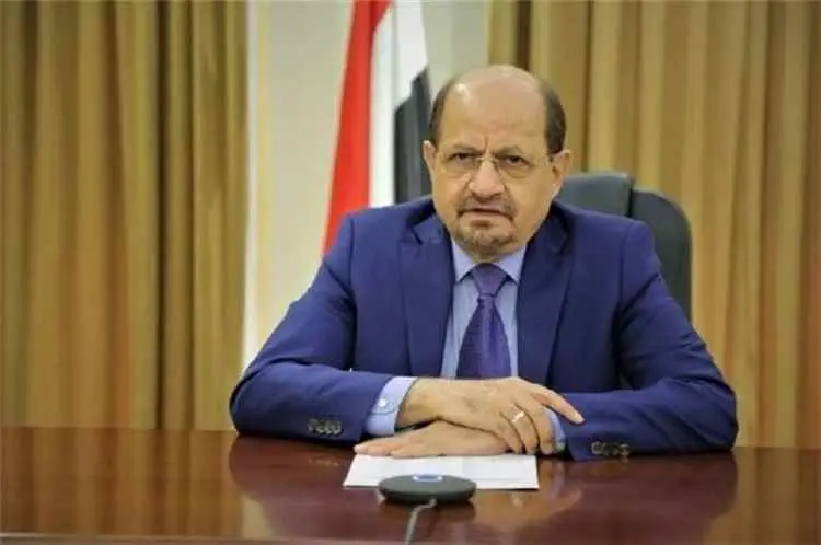 رئيس الوزراء شائع الزنداني: القصف الحوثي لقصر معاش...