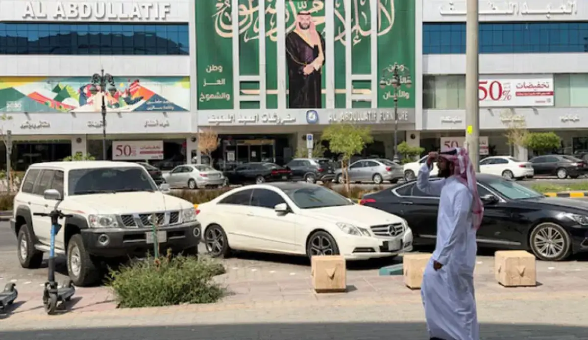 إيران تكشف دورها في دفع الحوثيين لاحتلال باب المند...