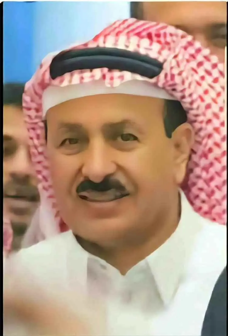 الشيخ صالح العزاني يتدخل وينهي أزمة انقطاع الكهرباء في لودر والمنطقة الوسطى