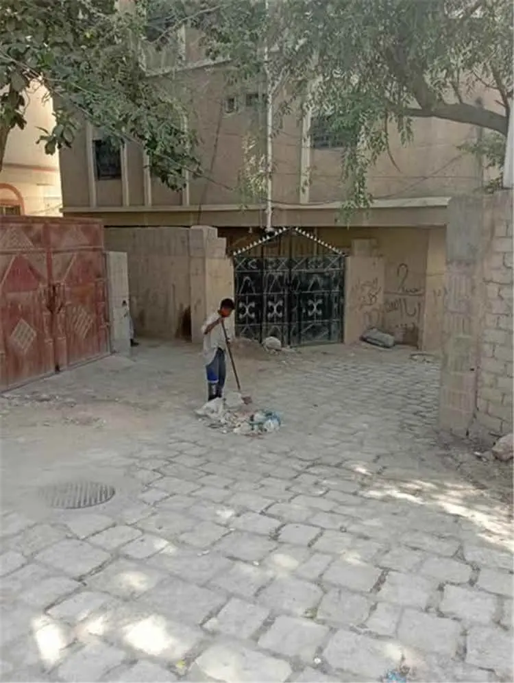 مشروع نظافة مديرية مدينة المكلا يواصل أعمال النظاف...