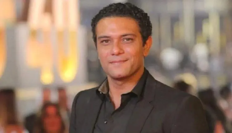 آسر ياسين يغادر مهرجان الجونة بشكل مفاجئ بسبب هند...