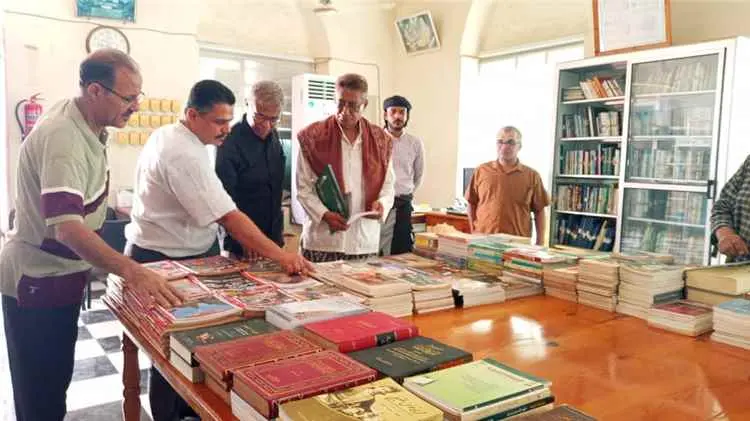مدير الثقافة بساحل حضرموت يدشن المرحلة الأولى من ف...