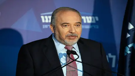 إسرائيل.. ليبرمان يتوعد نتنياهو بإزاحته وتمرير "قا...