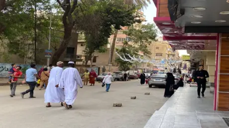 سوداني يودع المصريين برسالة مؤثرة ويثير تفاعلا واس...