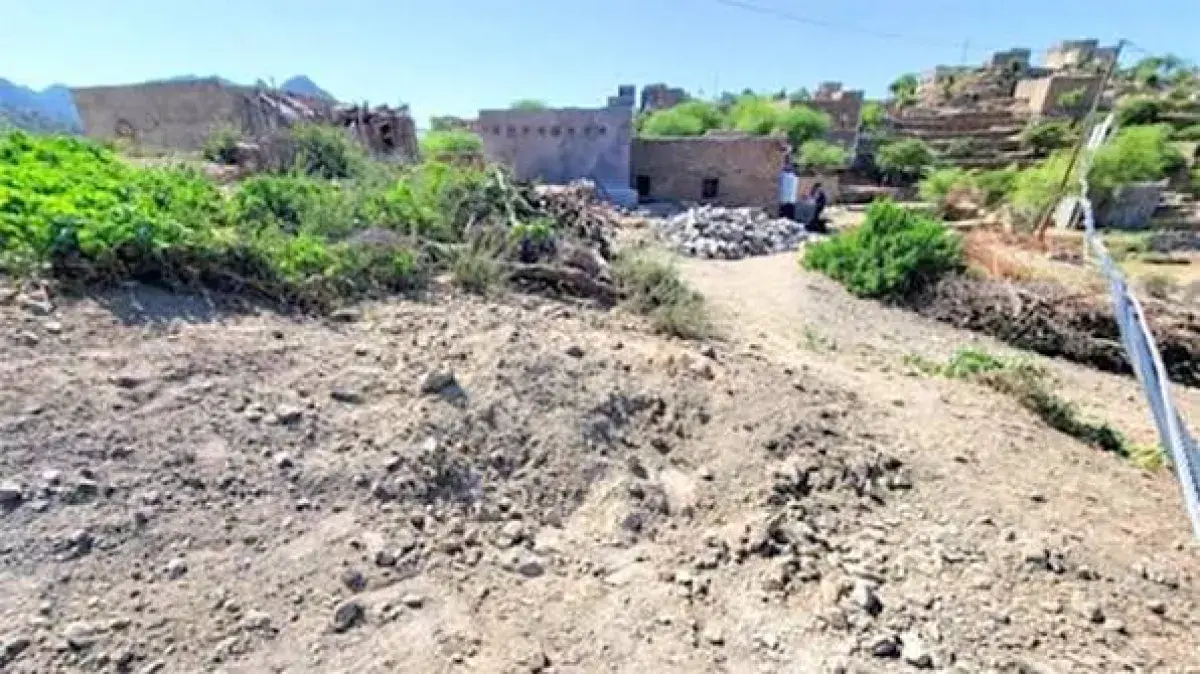 استشهاد راعي أغنام بقصف حوثي استهدف منزله في المضاربة بلحج