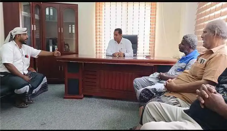 الزري يتسلم مهامه كمدير عام لصندوق النظافة بأبين ويلتقي بمدراء النظافة بمديريتي زنجبار ولودر