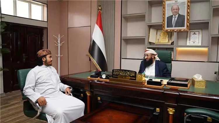 وزير الأوقاف والإرشاد يلتقي الفائز بالمركز الأول في مسابقة ليبيا الدولية للقرآن الكريم