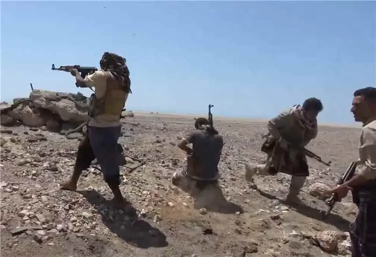 "فجر اليمن" تدخل أسبوعها الثالث.. مواجهات بمأرب وت...