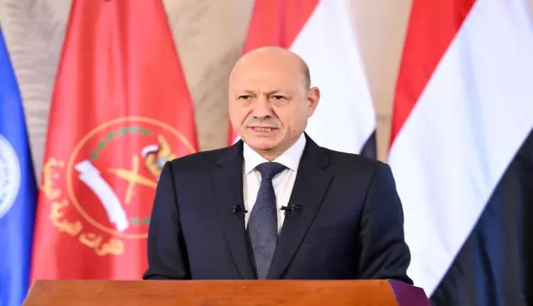 العليمي يوجه بالرد الحازم ورعاية أسر ضحايا الهجوم...