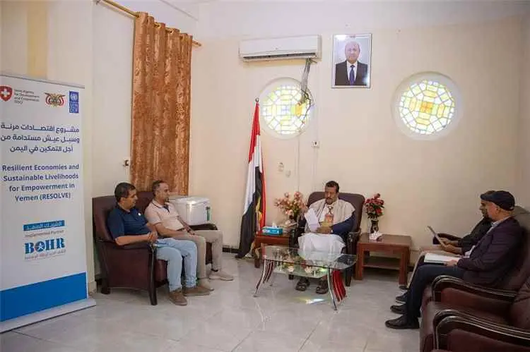 وكيل محافظة مأرب يناقش مع إتلاف الخير تطوير اليات...
