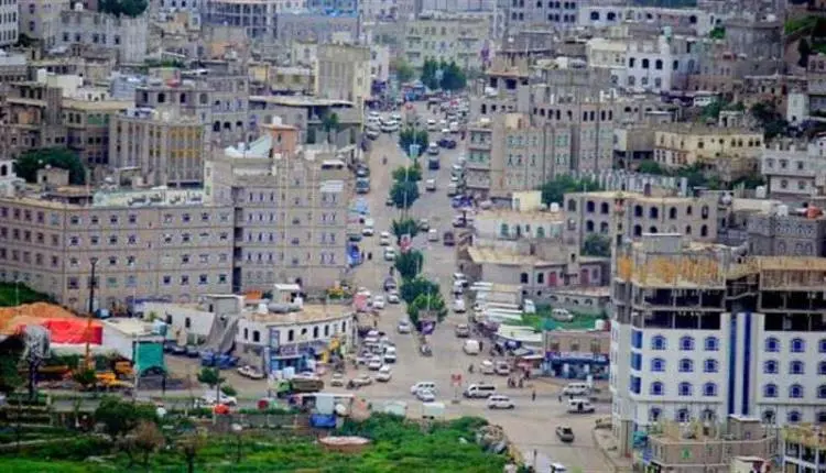 اشتباكات عنيفة وسط إب ومصرع وإصابة 13 حوثي بينهم إ...