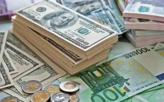 تباين أسواق العملات بين تقلب الدولار واستقرار اليورو