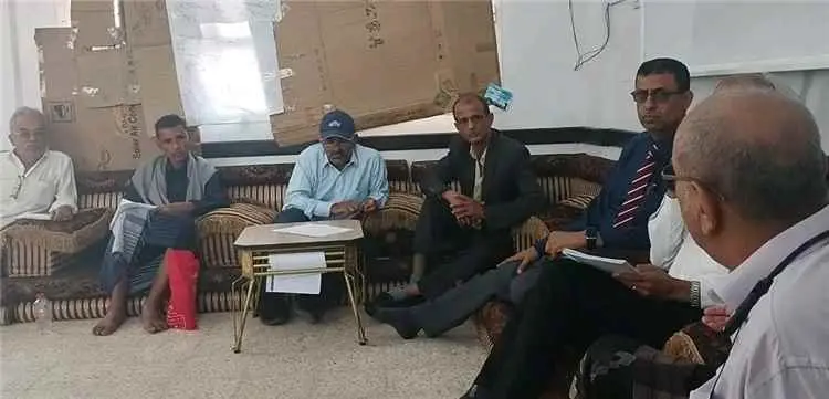 مدير عام تبن يشارك في اجتماع طوارئ لحج لمواجهة الا...