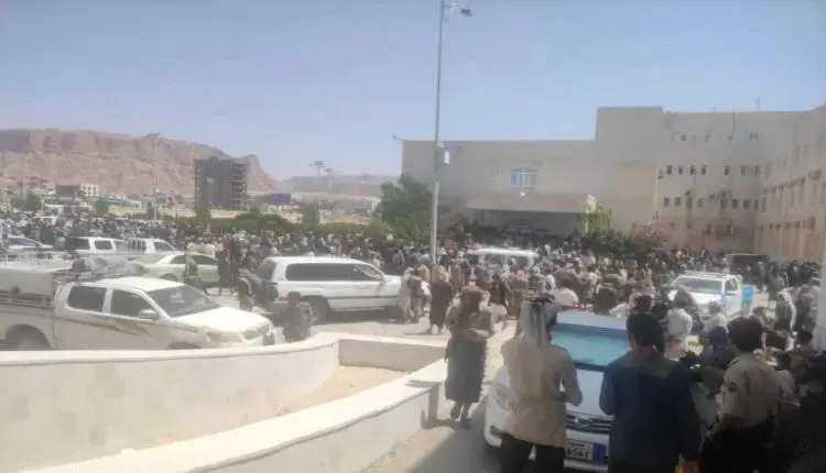 علماء ودعاة : الهجوم الحوثي في شبوة إنذار متجدد بخ...