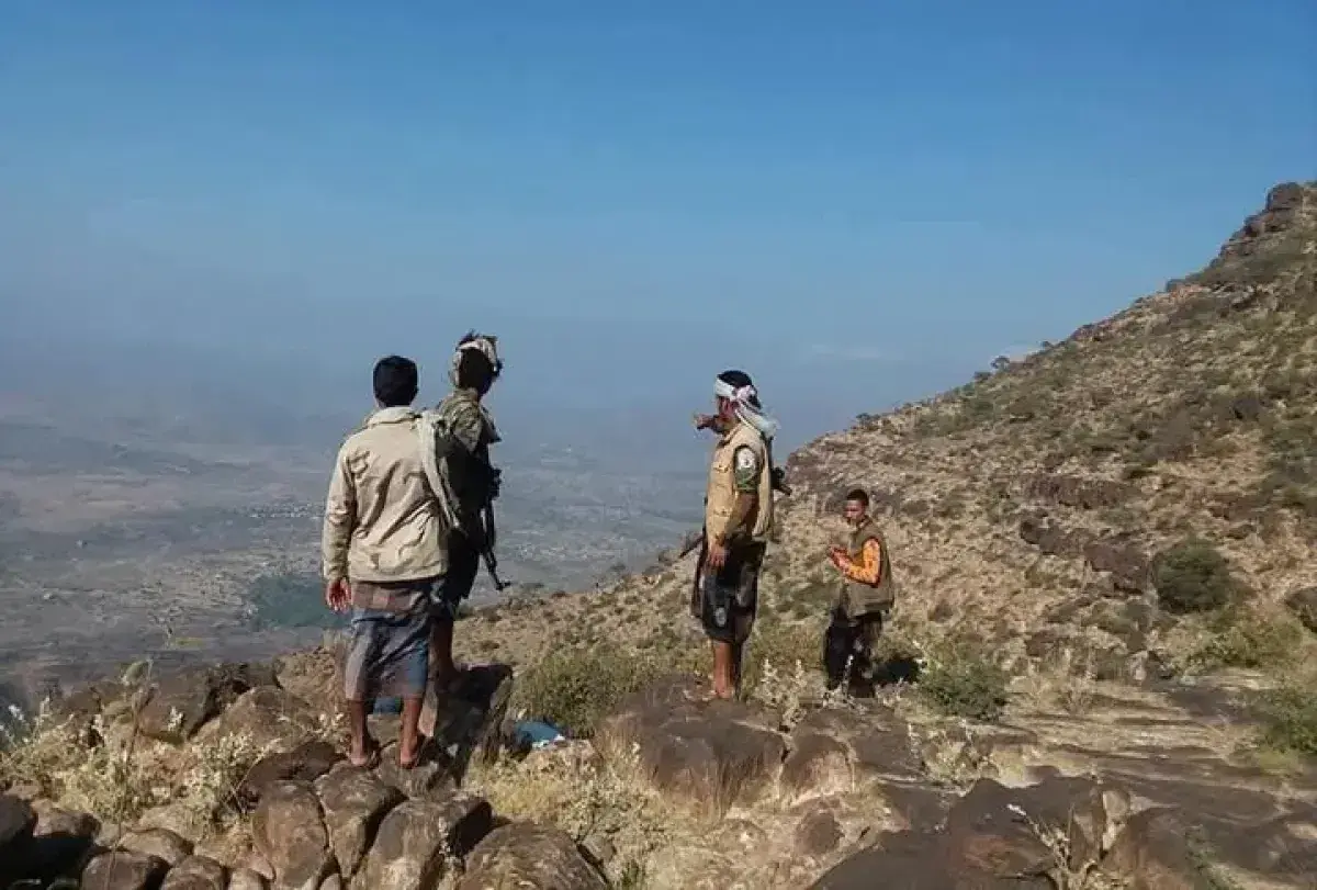 مقاومة يمنية تكسر هجوماً حوثياً عنيفاً على جبهات ص...