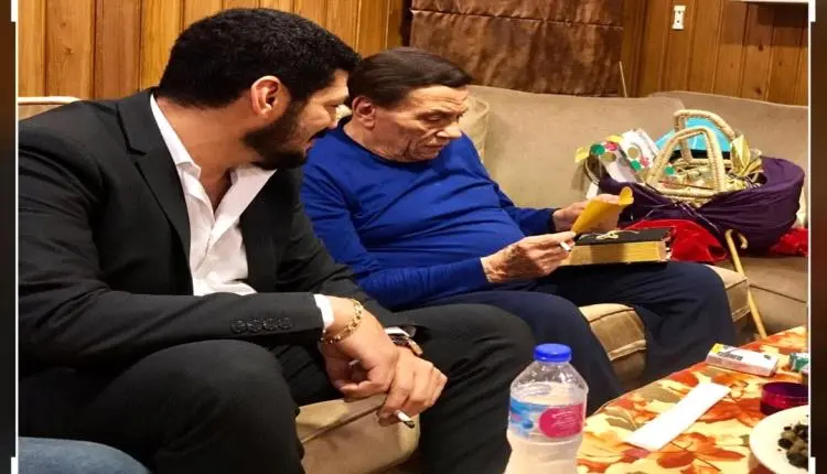 باسم سمرة ينشر صورة نادرة مع عادل إمام ويوجّه له ر...