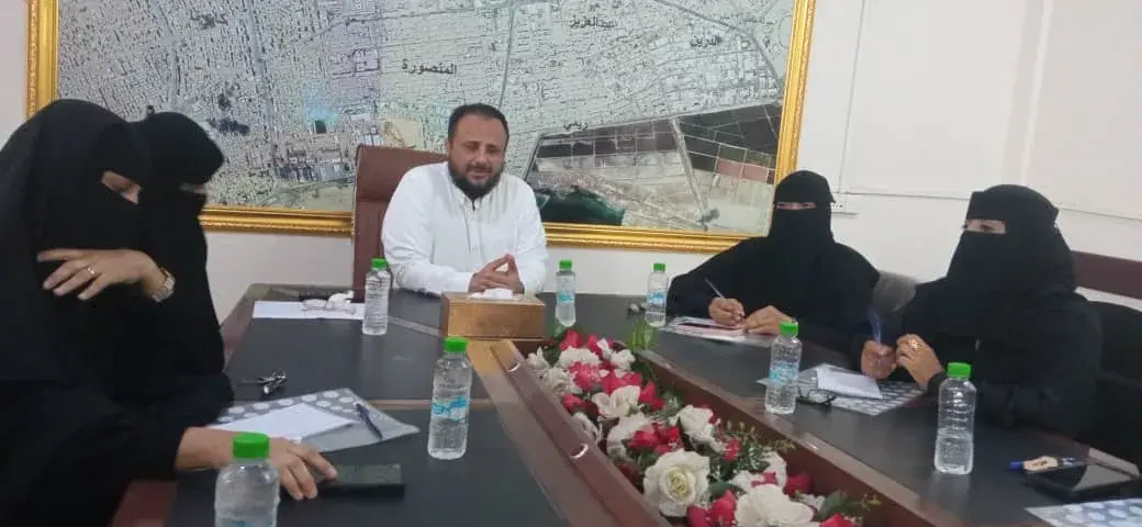 اليزيدي يفتتح دورة تدريبية حول استخدام الذكاء الاص...