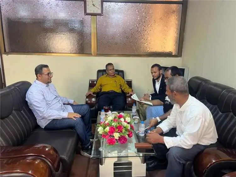 رئيس هيئة مصائد خليج عدن يبحث تعزيز التعاون مع اله...