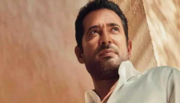 عمرو سعد يكشف عن لقاء نادر جمعه بعادل إمام ونصيحة...