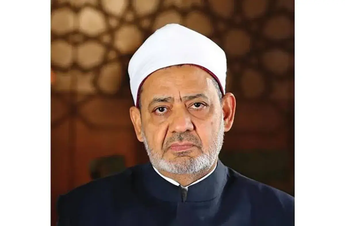 الأزهر يدين استهداف مليشيا الحوثي مطار الملك فهد ب...