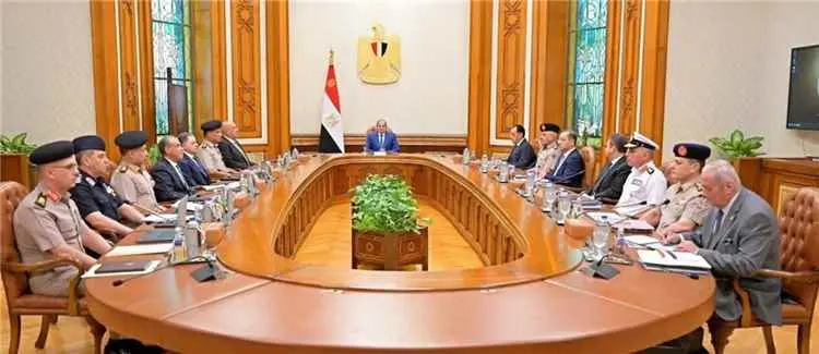 مصر تدعو لحل دبلوماسي في اليمن والبرلمان يدرس دعم...