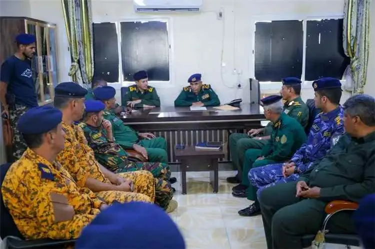 لجنة من وزارة الداخلية تتفقد جاهزية الأجهزة الأمني...
