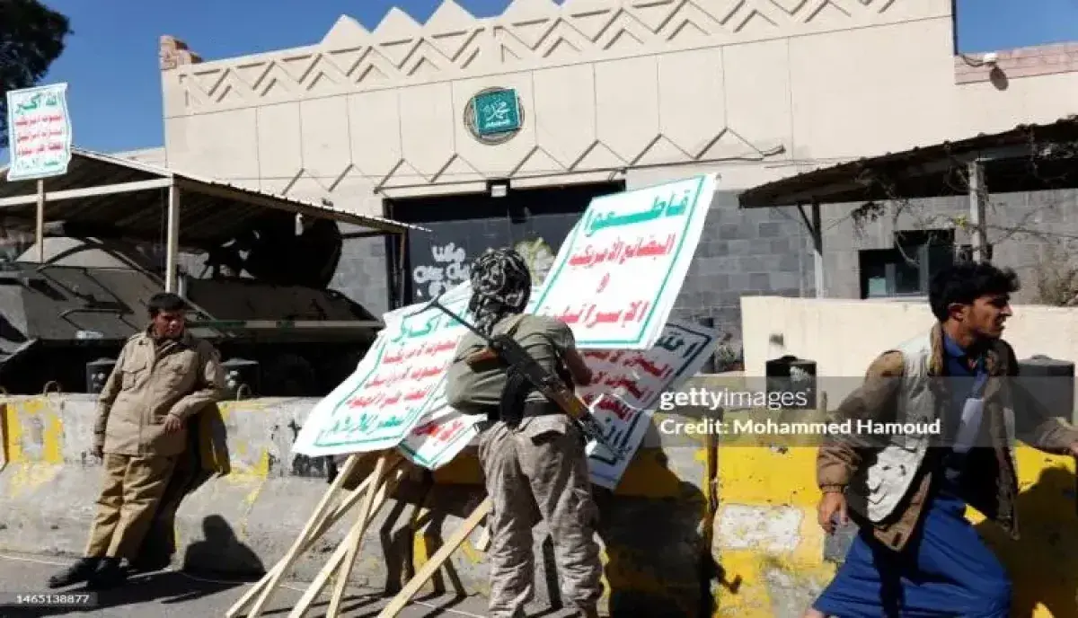 (أخطر من أي عدوان خارجي).. ناشط تربوي يشن هجوماً ح...