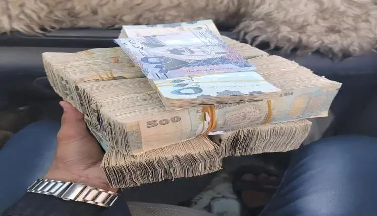 أسعار الصرف اليوم السبت في المناطق المحررة وصنعاء