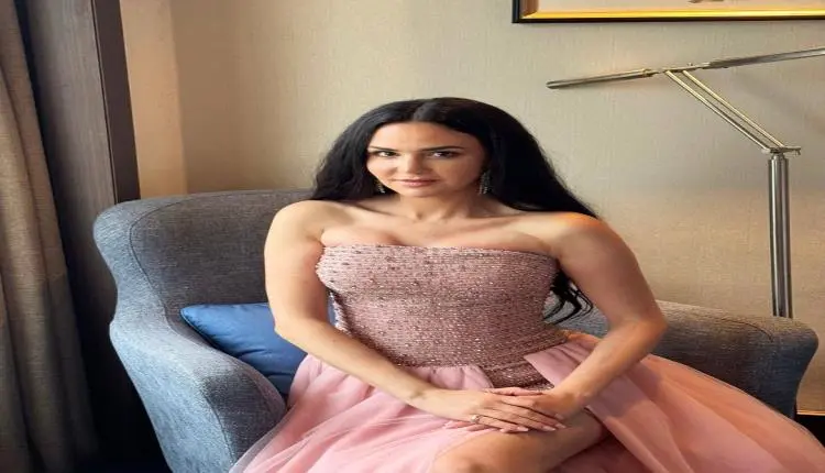 ركين سعد تفوز بجائزة أفضل ممثلة بمهرجان الجونة