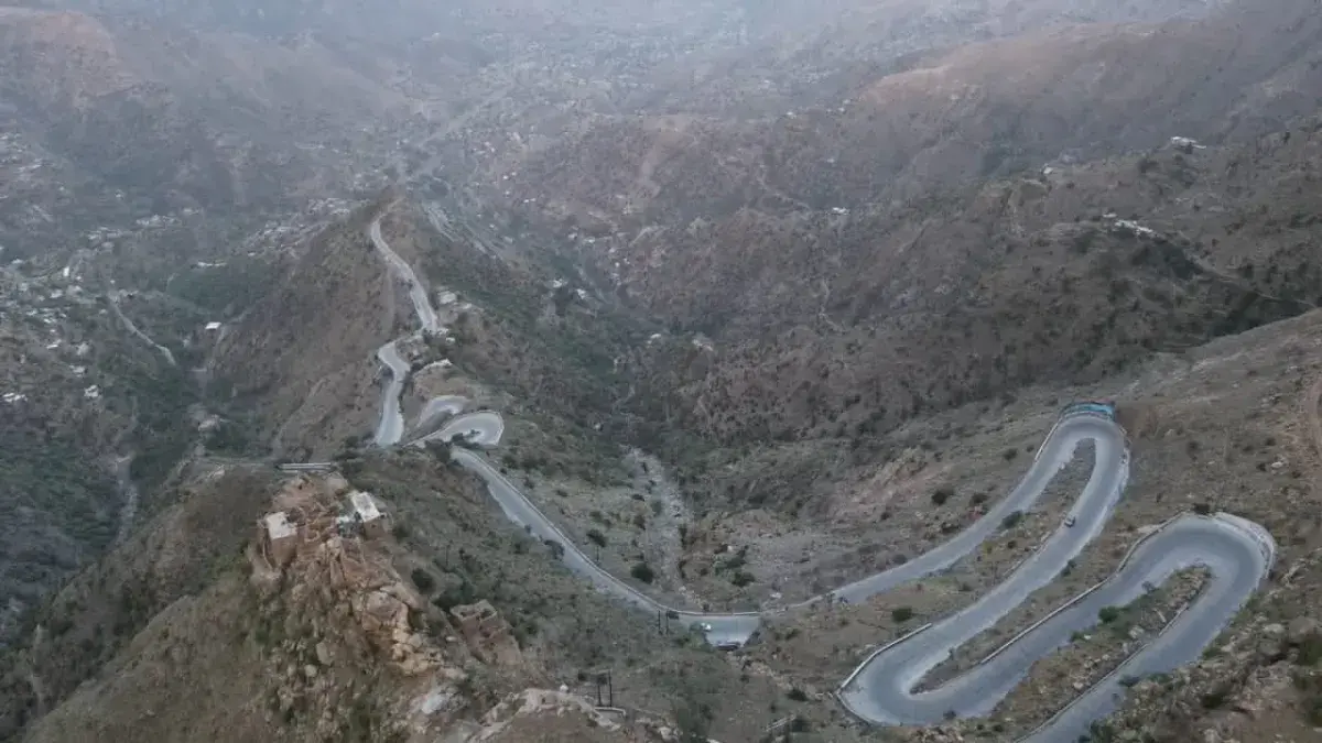 القوات الحكومية تحبط هجوماً حوثياً في تعز وتقتل وت...