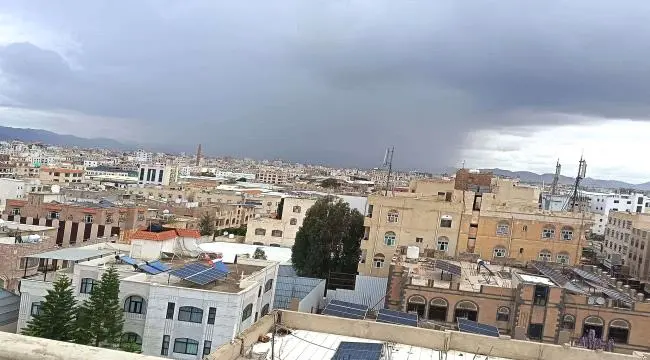 كشف خاص: شحنة طبية عسكرية تصل #صنعاء على متن طائرة...