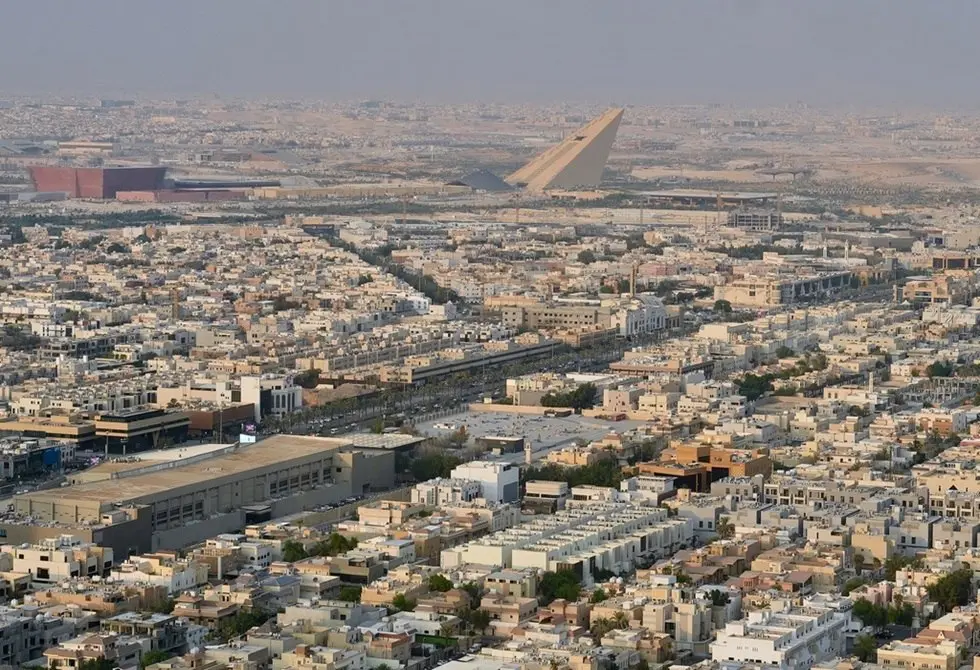 اعتراض وتدمير صواريخ باليستية أطلقتها مليشيات الحو...