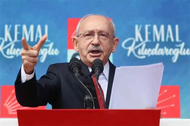 عاجل.. زعيم المعارضة التركية يعلن التصويت لصالح «ا...