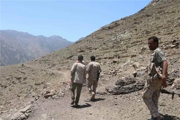 بين خنادق صبر وجحيم الأقروض.. المليشيا تتجرع خسائر...
