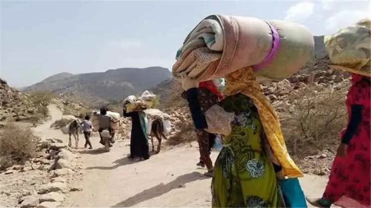 « غرف خانقة لا تتسع لاستنشاق الهواء».. شهادات موجع...