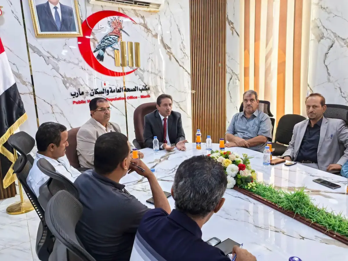 وكيل وزارة الصحة يزور مكتب الصحة بمأرب ويطّلع على...