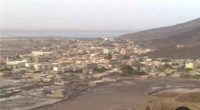 عاجل - #عدن: سقوط صاروخ حوثي يستهدف مطار صلاح الدي...