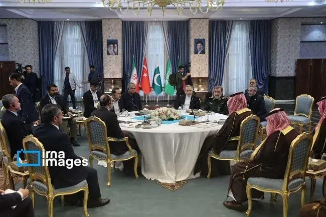 زيارة وزير الدفاع السعودي إلى طهران لخفض التصعيد و...