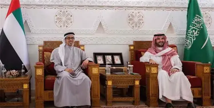 فايننشال تايمز: استئناف الاتصالات السعودية الإمارا...
